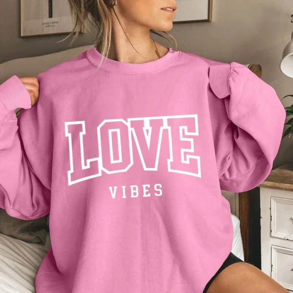 Women's T-shirt Tops Loose, Fashionable And Casual  Valentine's Day Print Round - Image 31