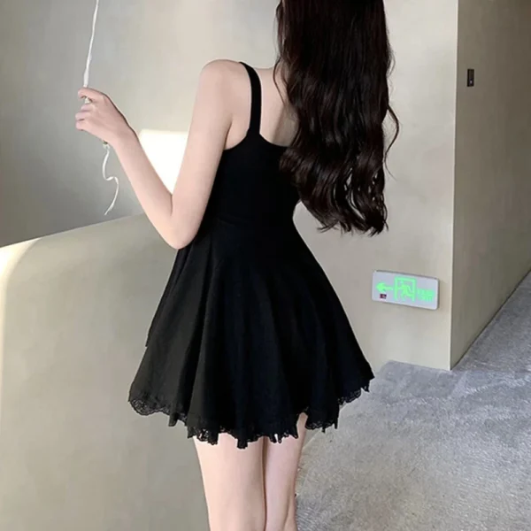 Women's V-neck Lace Patchwork Camisole Dress With Pleated A-line - Image 9